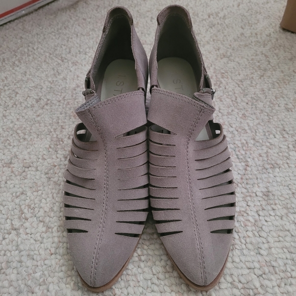 1.State Arnet Leather Gray Booties - Picture 8 of 8